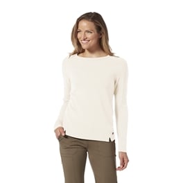 Royal Robbins Women’s Sweaters Green, White Model Close-up